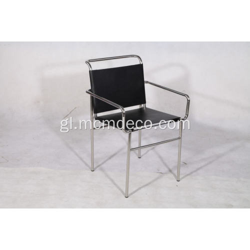 Cadeira de comedor gris Eillen en coiro negro